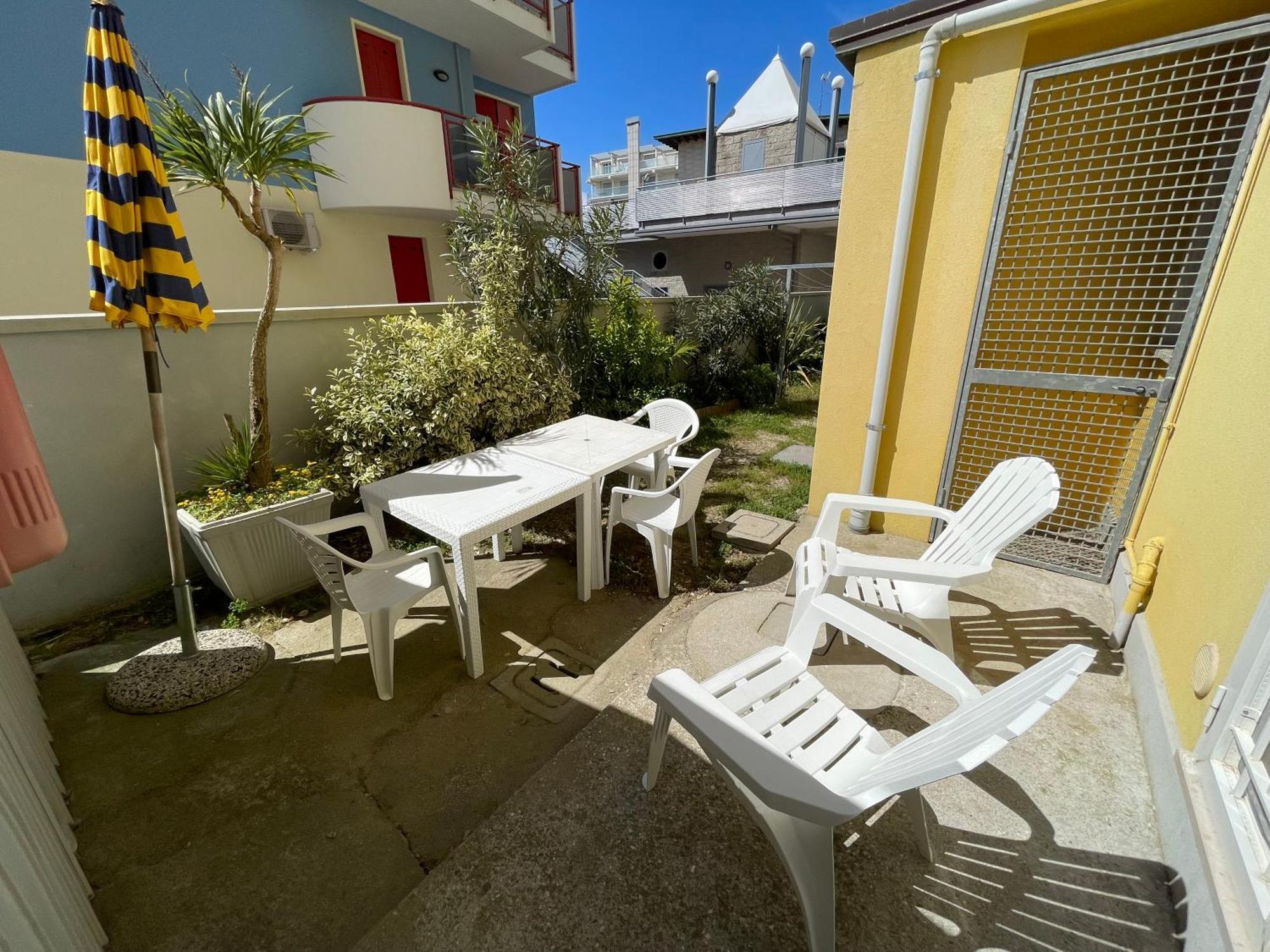 קאורלה Residence Pace - Agenzia Cocal מראה חיצוני תמונה